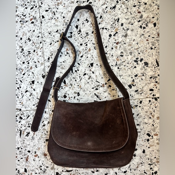 Vintage Classic Coach Shoulder Bag in Brown Suede - Picture 1 of 16